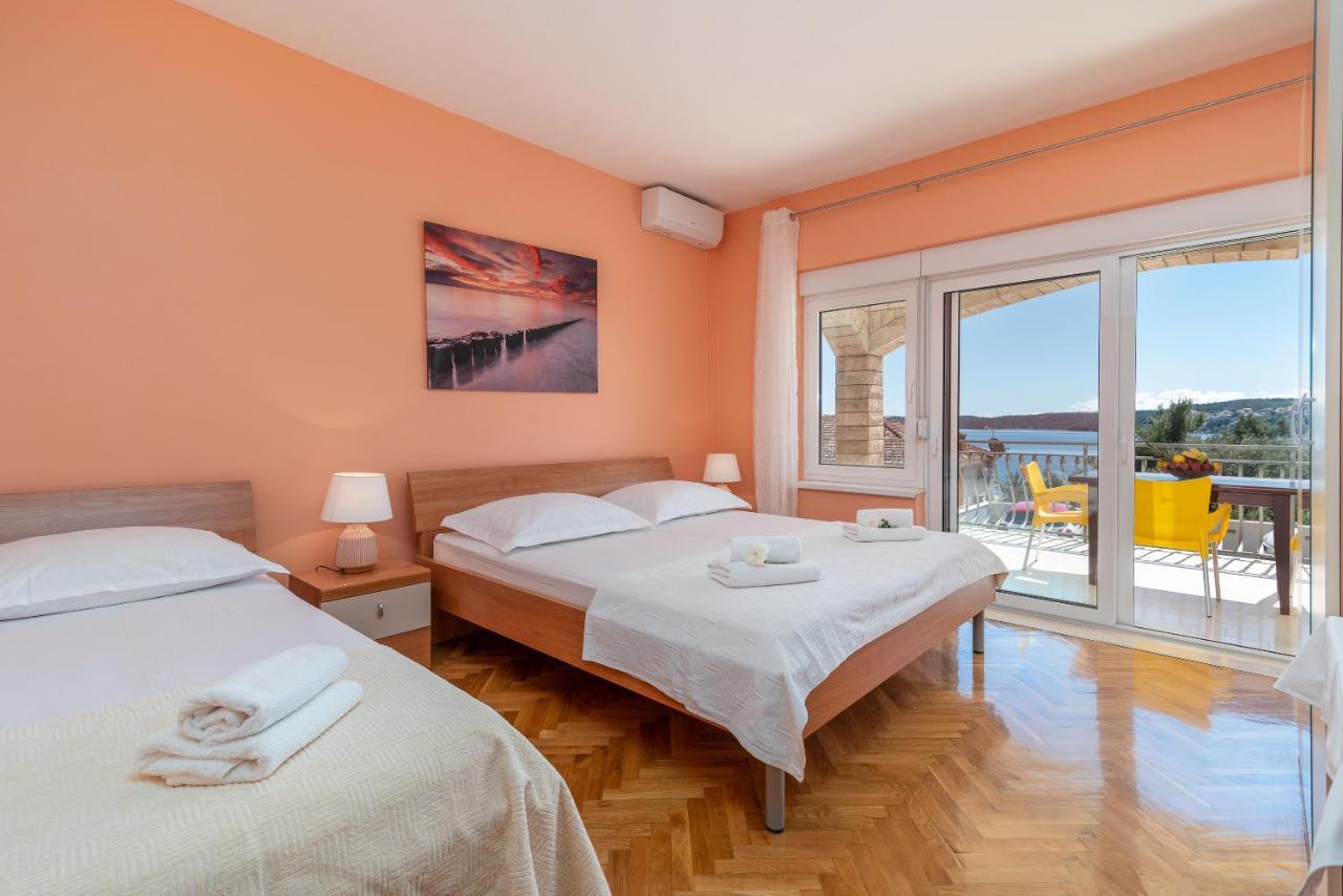 Bikaca 1 Apartment Trogir Exterior photo